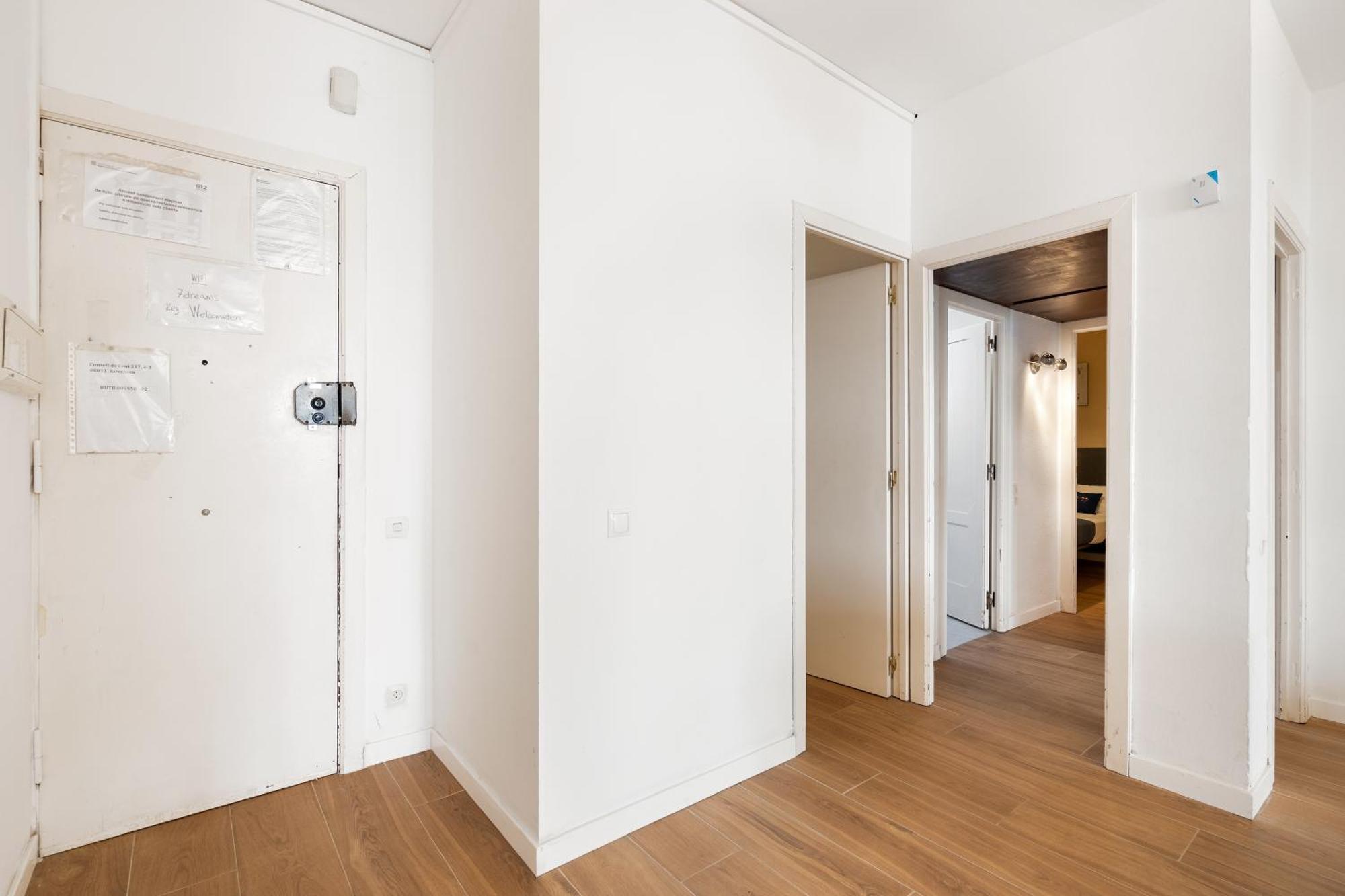 Fridays Flats Spacious 4Br Family Retreat 巴塞罗那 外观 照片