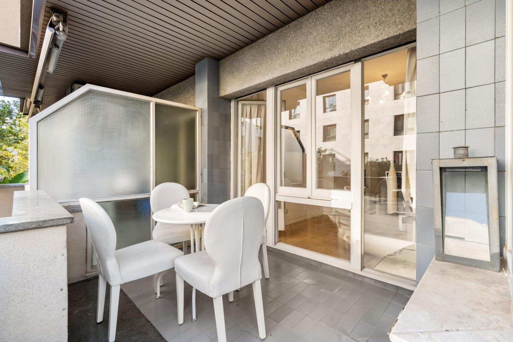 Fridays Flats Spacious 4Br Family Retreat 巴塞罗那 外观 照片