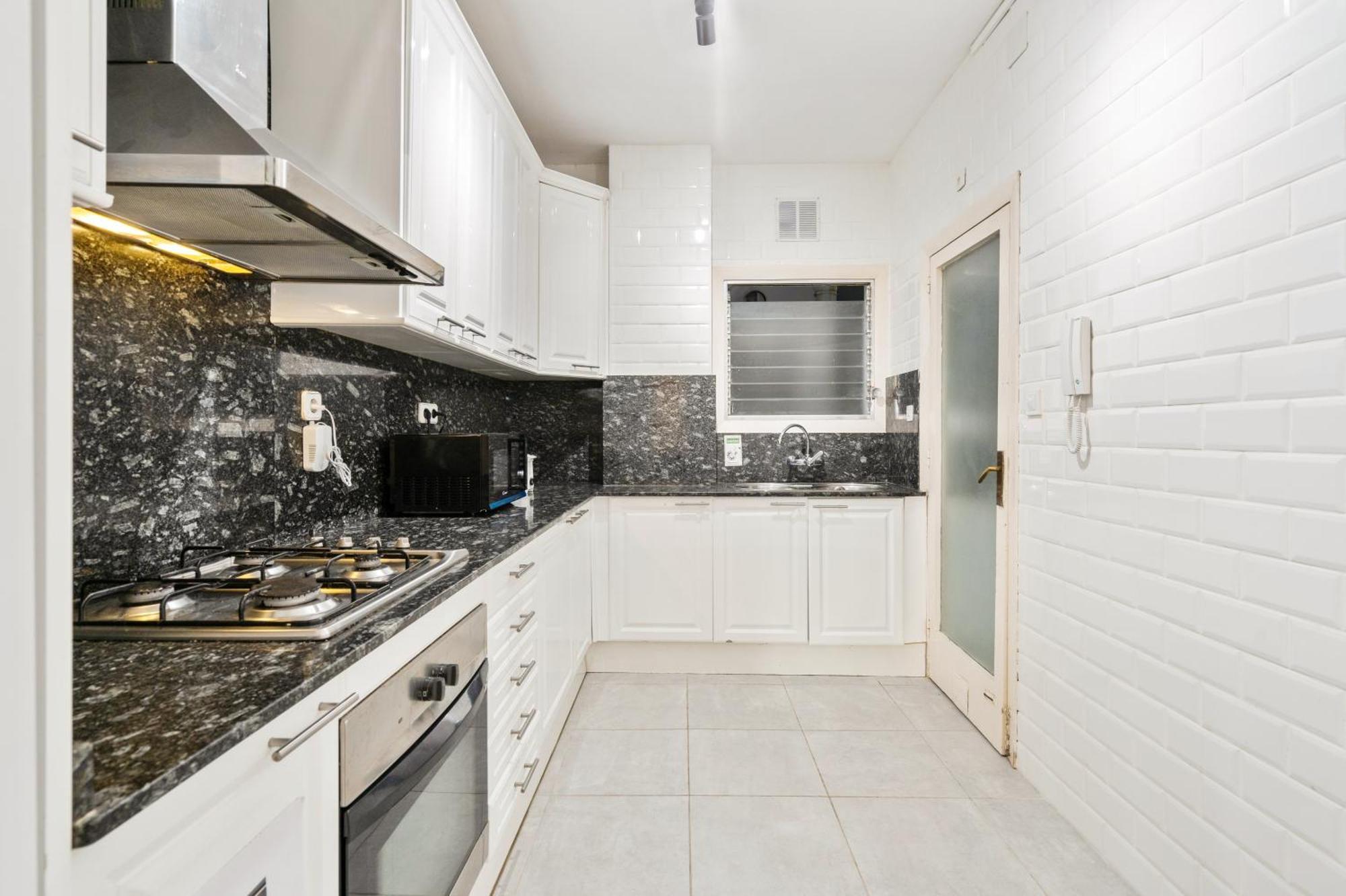 Fridays Flats Spacious 4Br Family Retreat 巴塞罗那 外观 照片